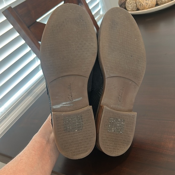 Clarks Camzin Mix Ankle Boots Black Suede Metallic Chelsea Comfort Women's Sz 10 - Picture 8 of 14